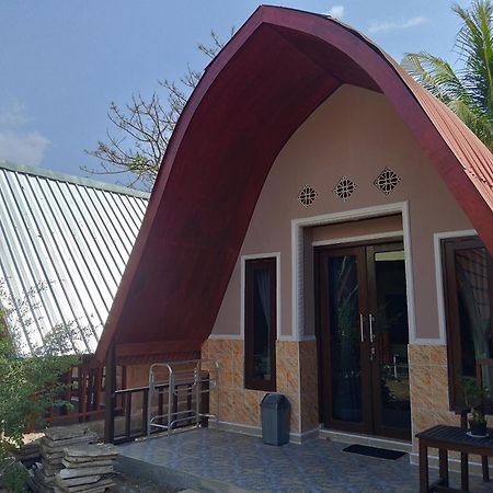 Two One Bungalow Gili Meno Exterior photo