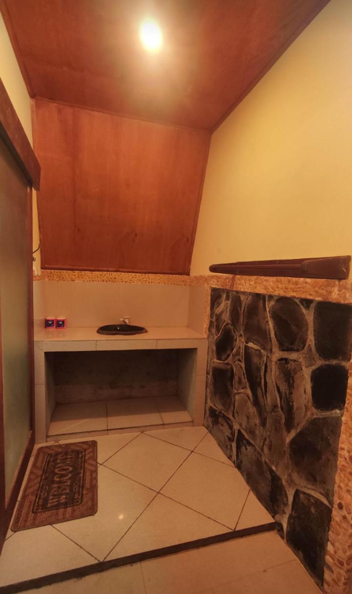 Two One Bungalow Gili Meno Exterior photo